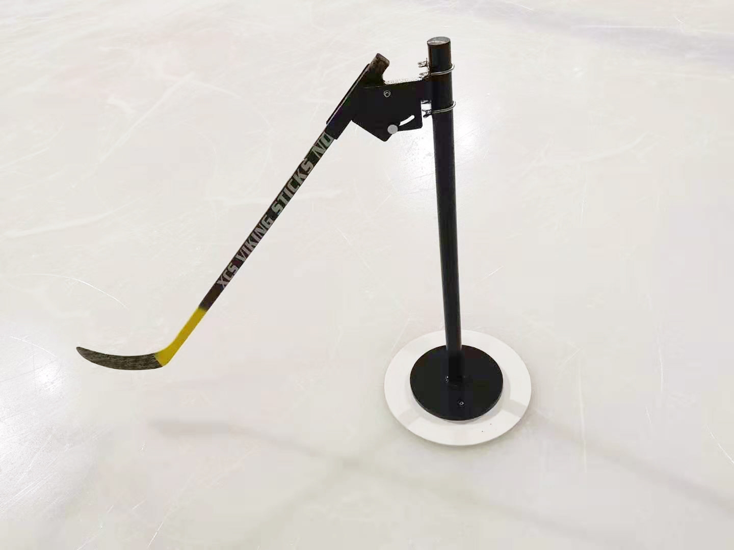 Ice Hockey Offense Training Defense Simulator